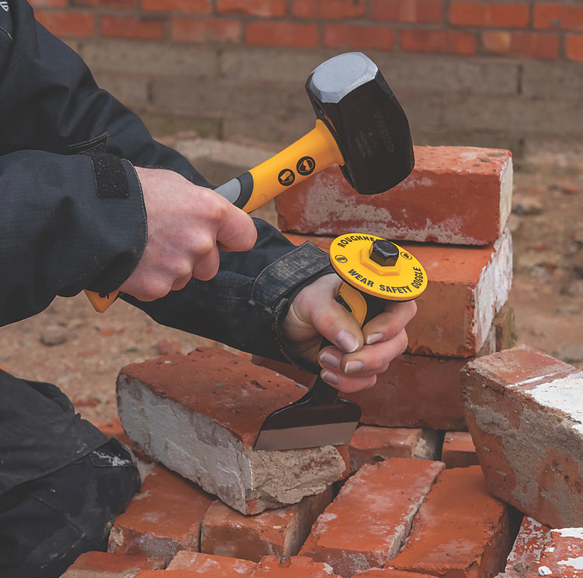 ROUGHNECK Chisel & Bolster Set